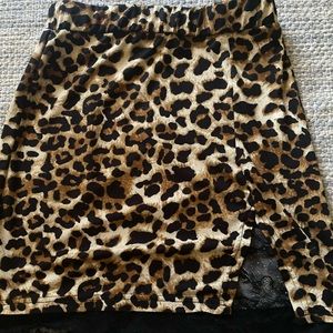 sexy leopard print mini skirt